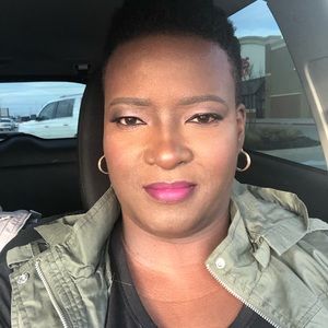 Meet your Posher, Peggy